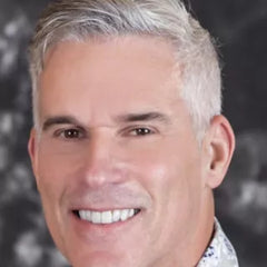 Greg_Guiteras-Tiptory